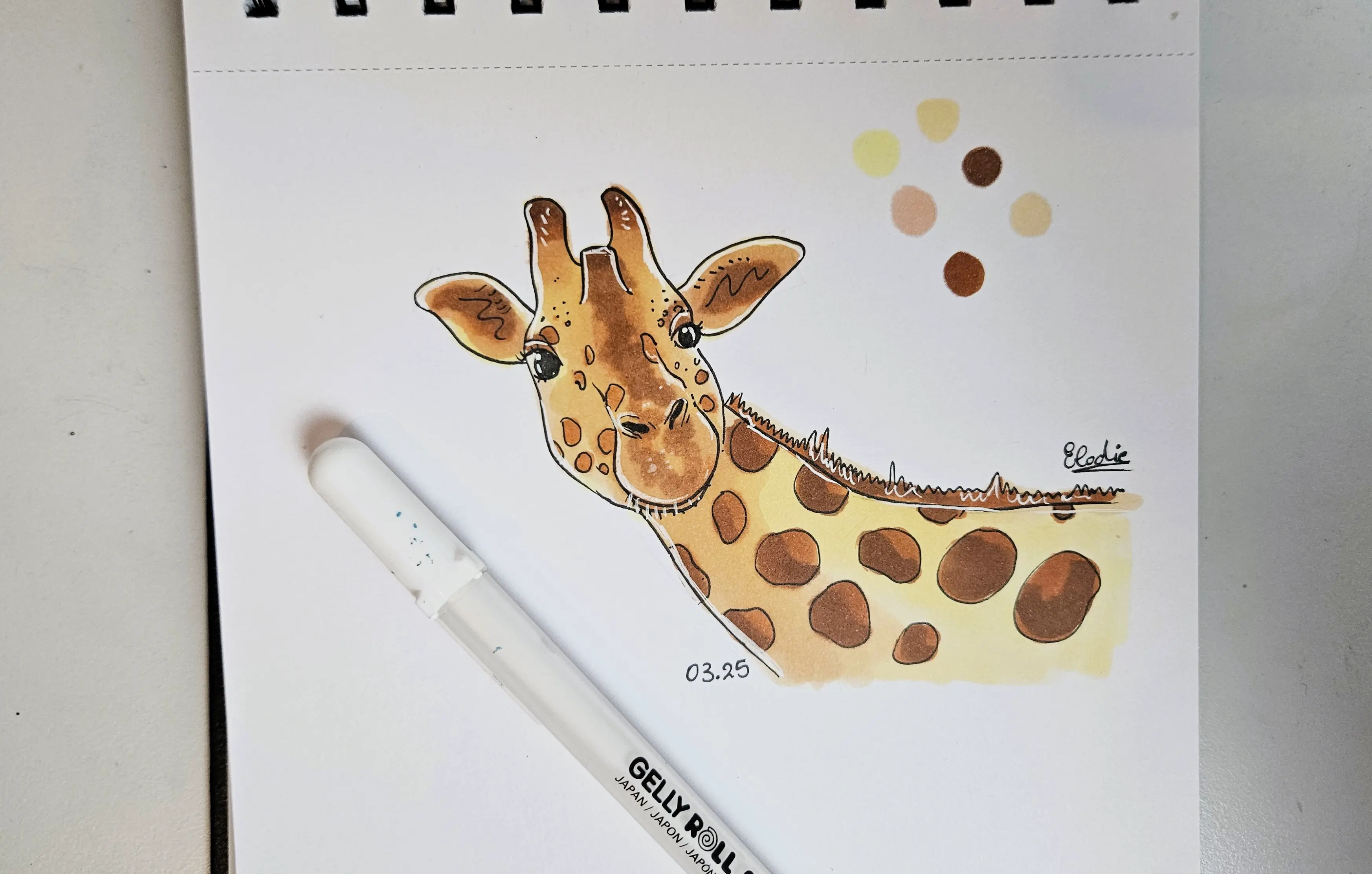 dessiner une girafe aux feutres à alcool