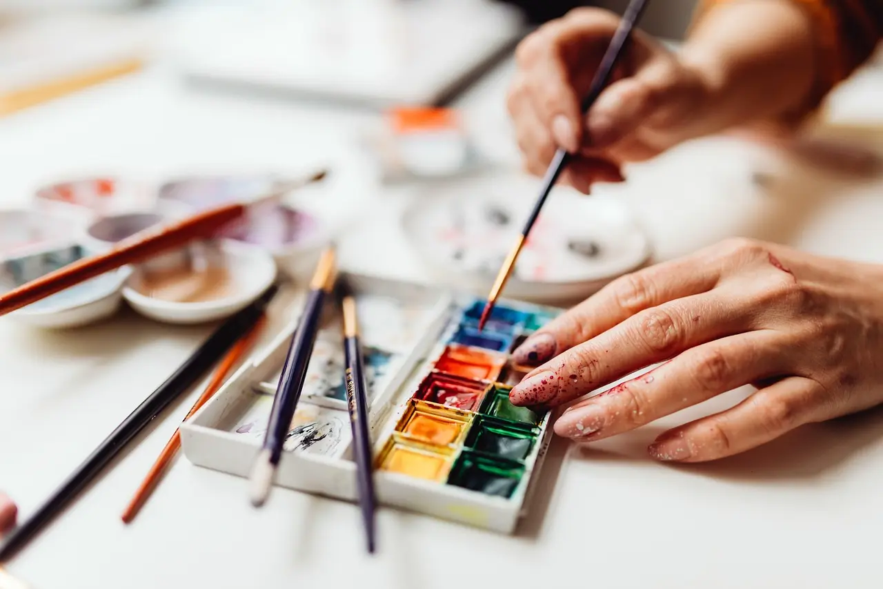 le matériel nécessaire pour débuter un carnet de voyage à l’aquarelle