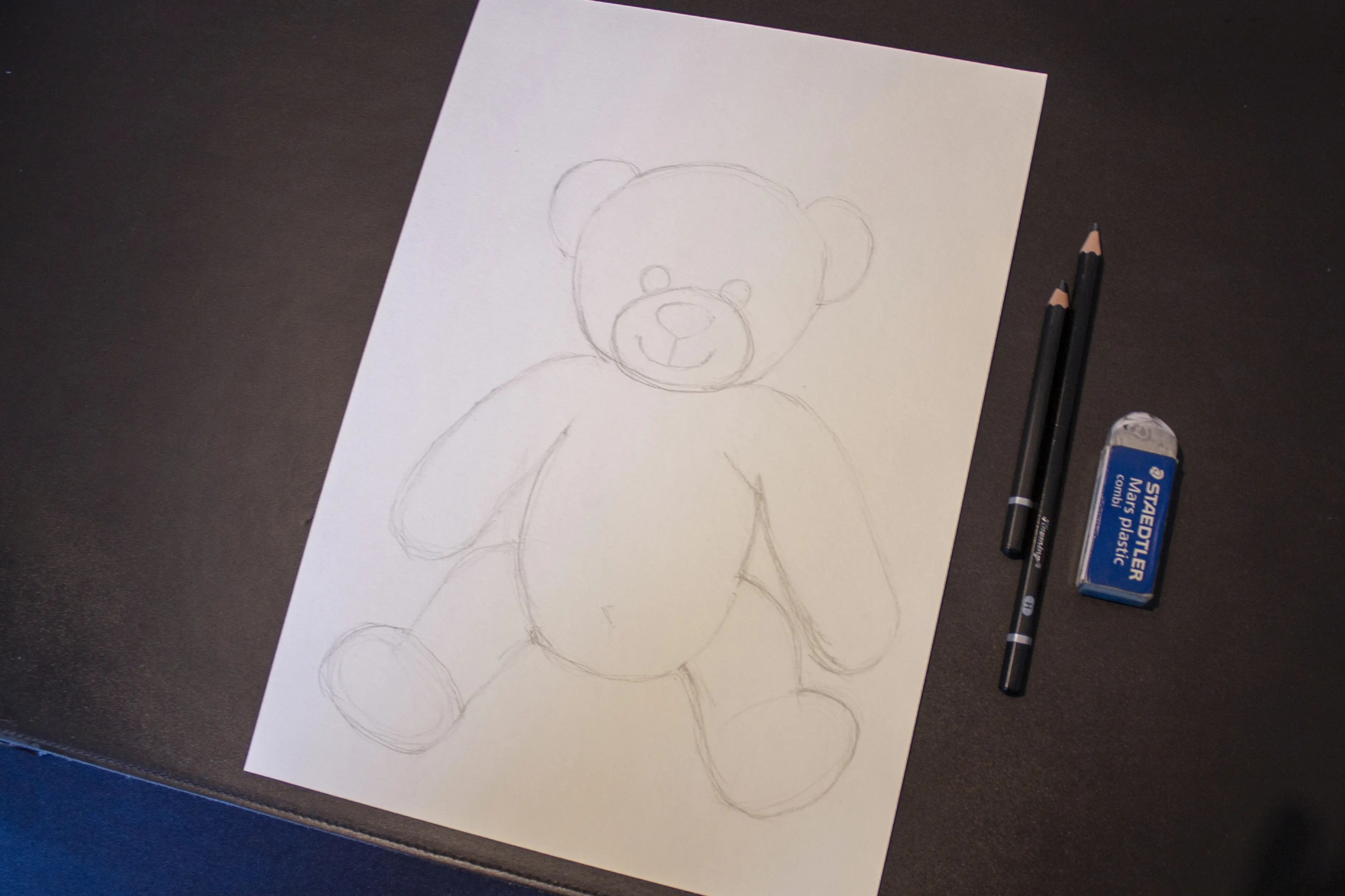 dessiner la base d’un ours illustrant l’amélioration du contraste