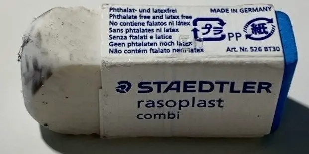 image d’une gomme blanche pour le dessin