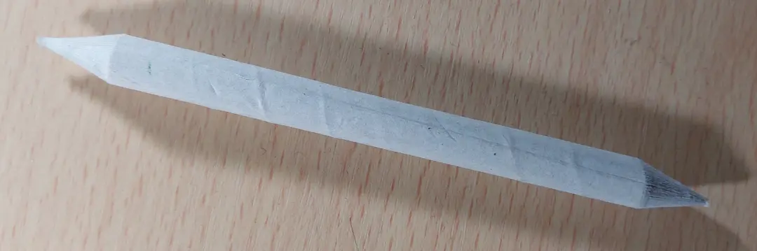 photo d’une estompe pour dessiner avec la technique de l’estompage