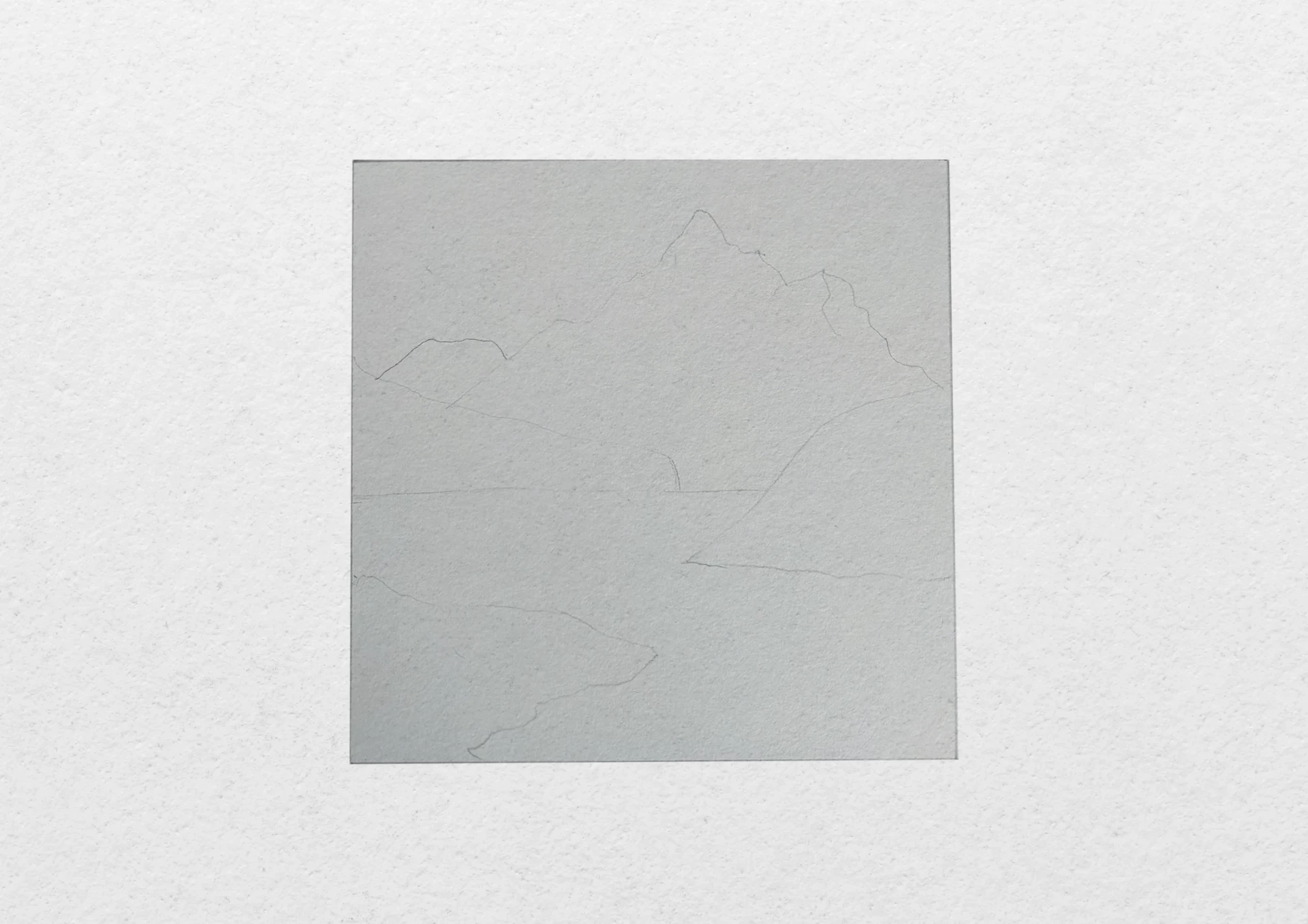 dessiner la ligne d’horizon d’un lac entouré de montagnes