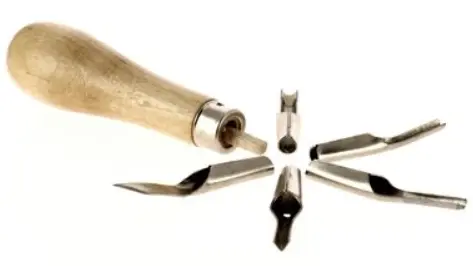 utiliser les gouges pour la linogravure