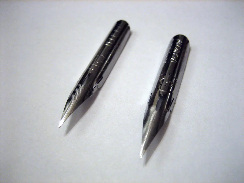 la plume pour le matériel du dessin manga