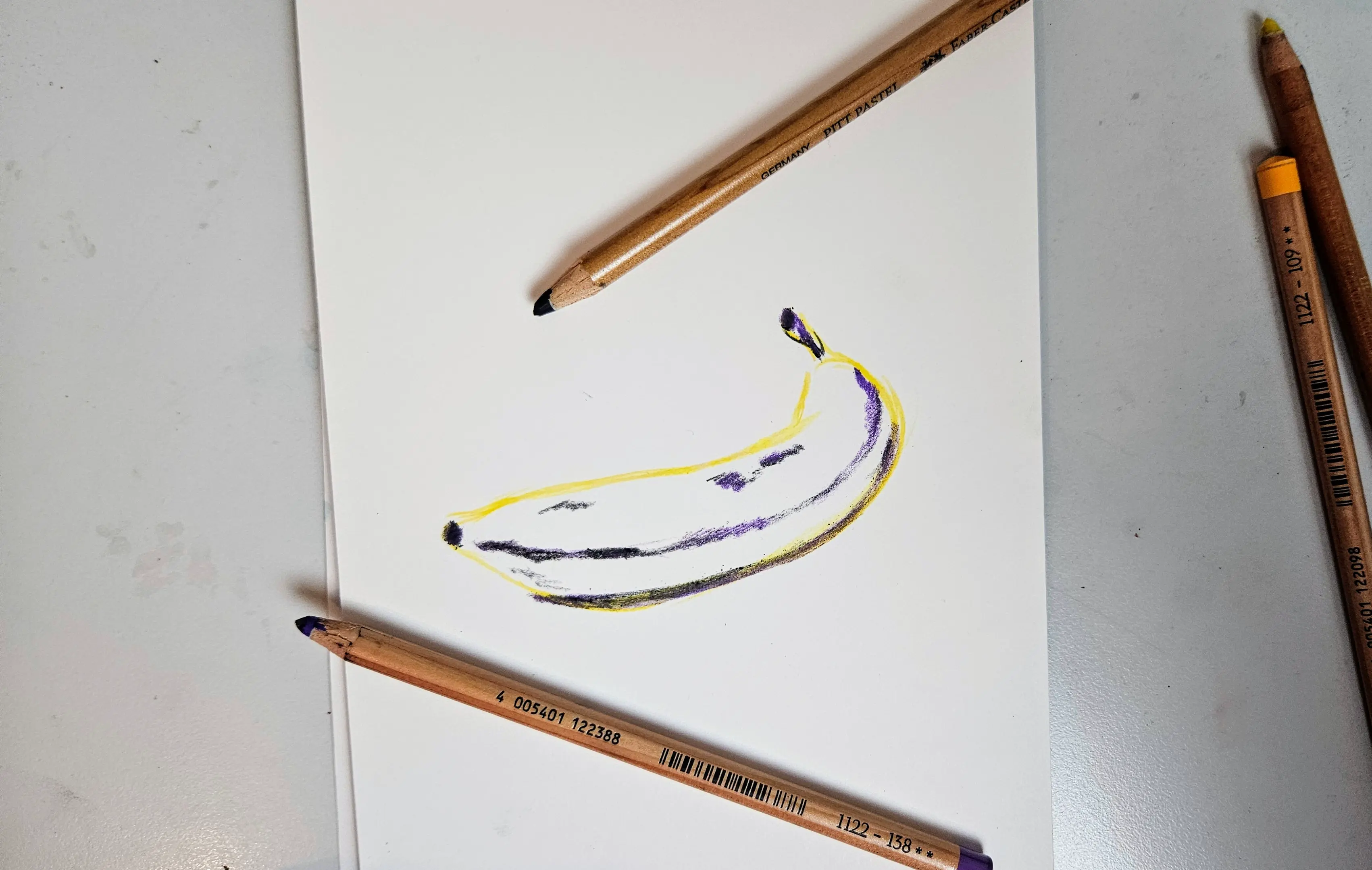 dessiner les ombrages d’une banane aux pastels