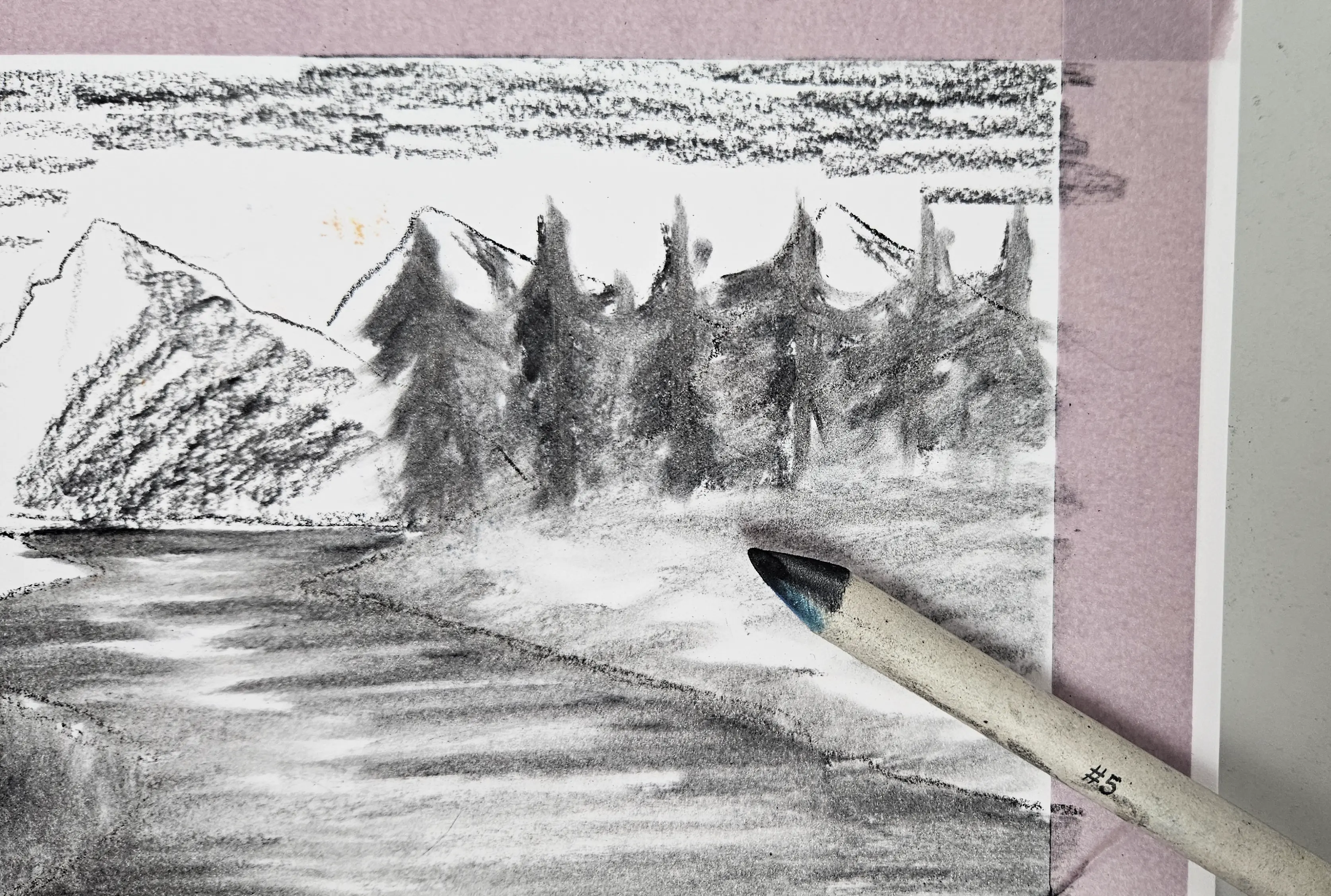 dessiner les arbres d’un paysage au fusain