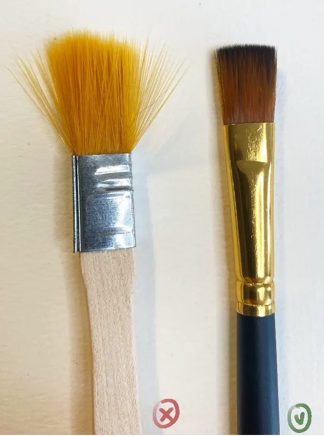les pinceaux avec des poils de qualité pour faire de l’aquarelle