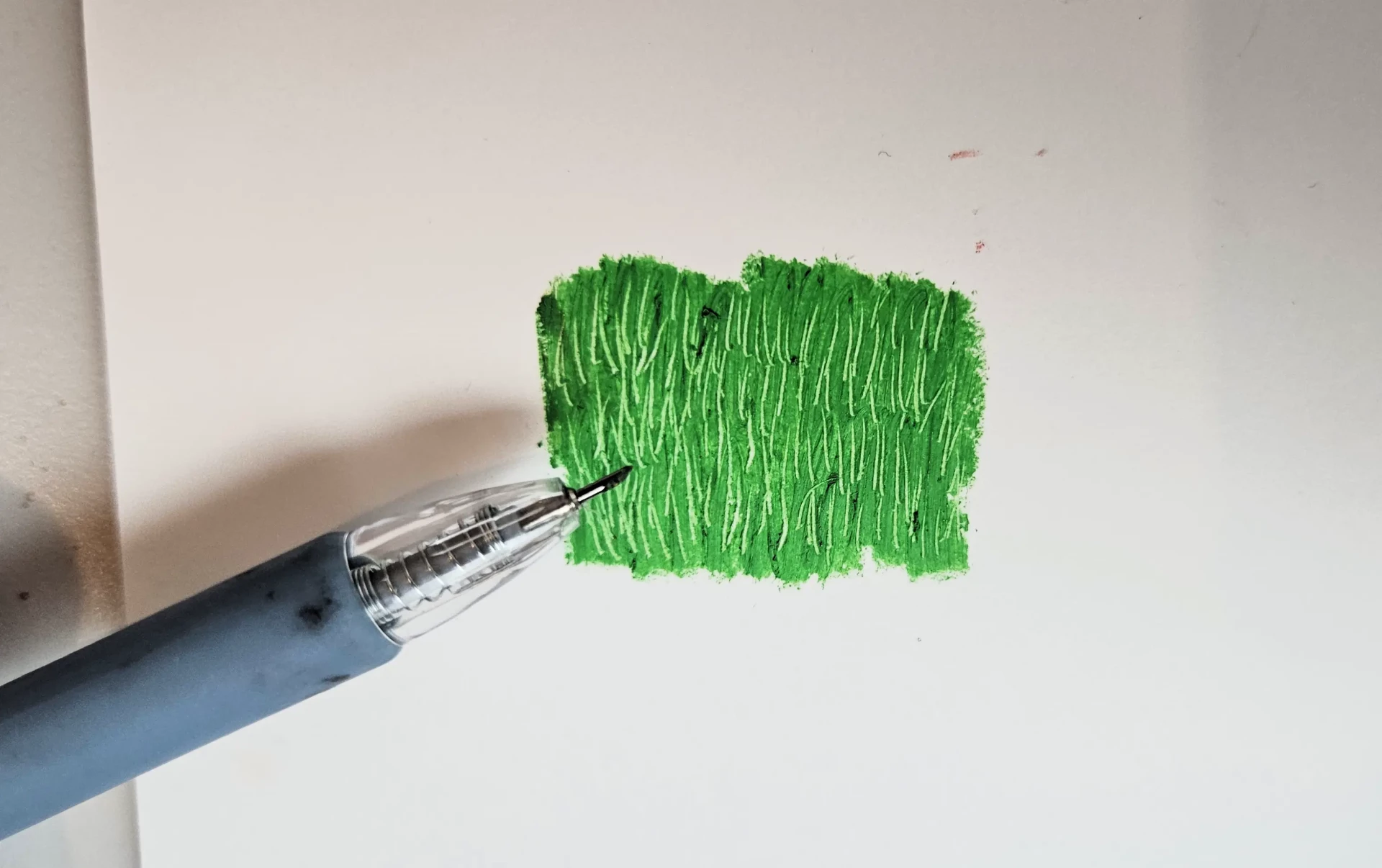 la méthode du grattage avec des pastels à l’huile